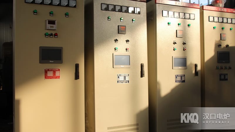 叉車(chē)式淬火爐控制系統(tǒng)